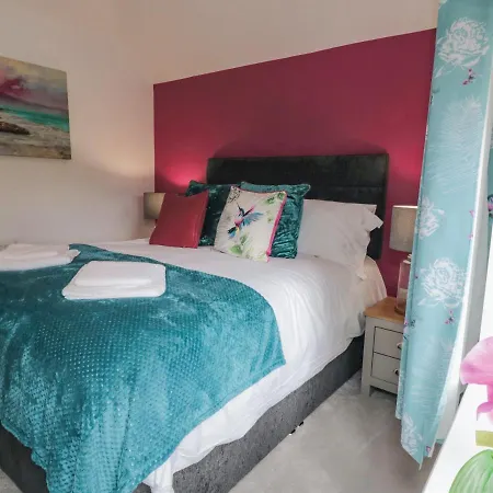 Nyaraló Riverside House *